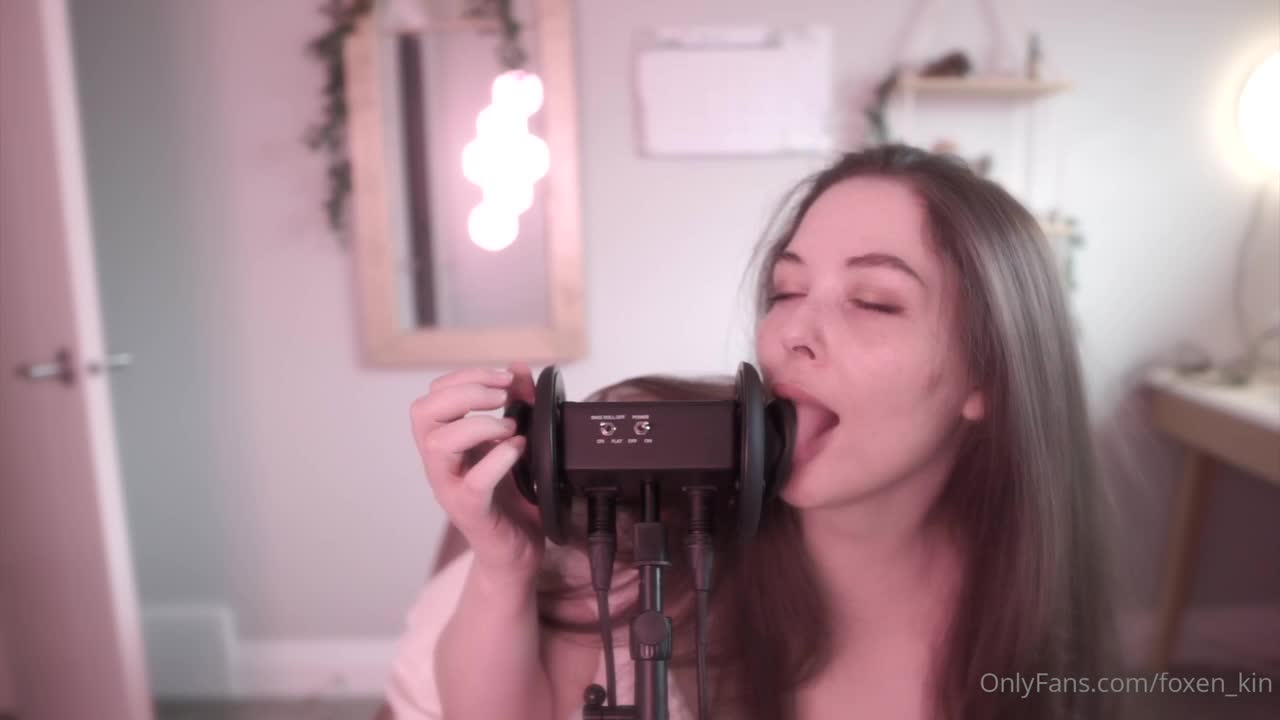 Foxenkin - Ear Licking - Fullthot