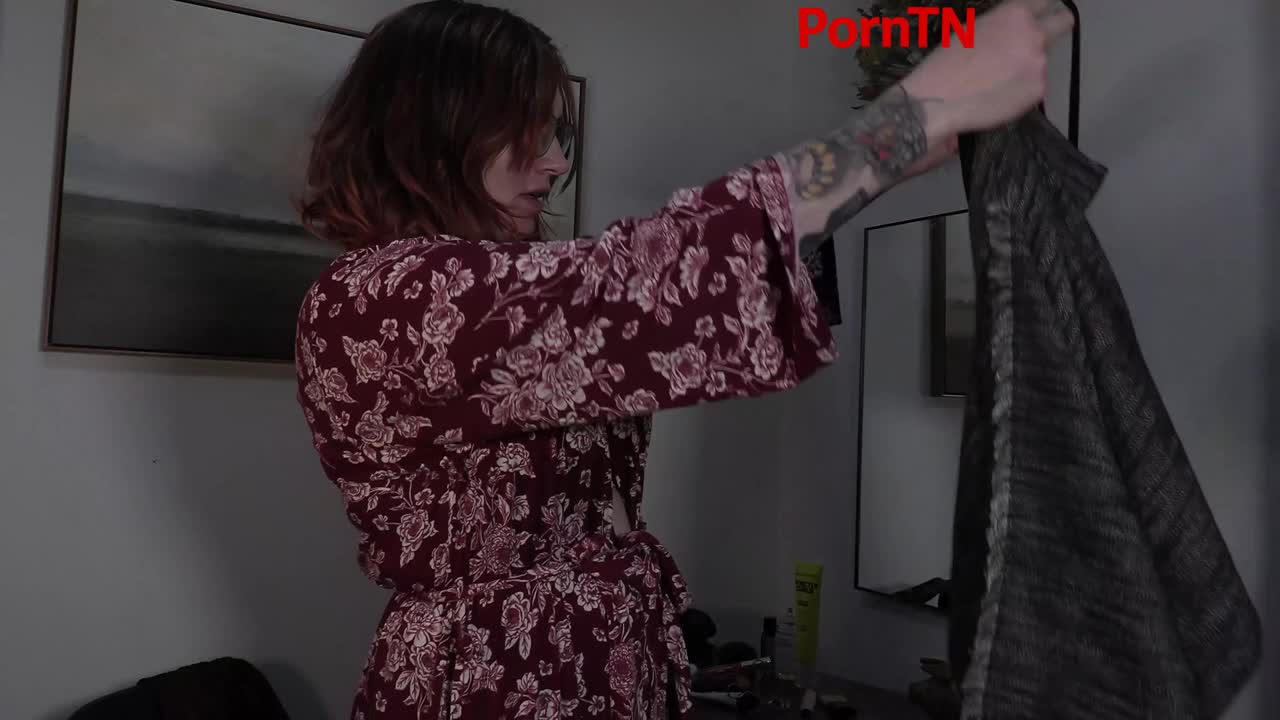 Bettie Bondage - Fucking Mom During the Holiday Party - Fullthot